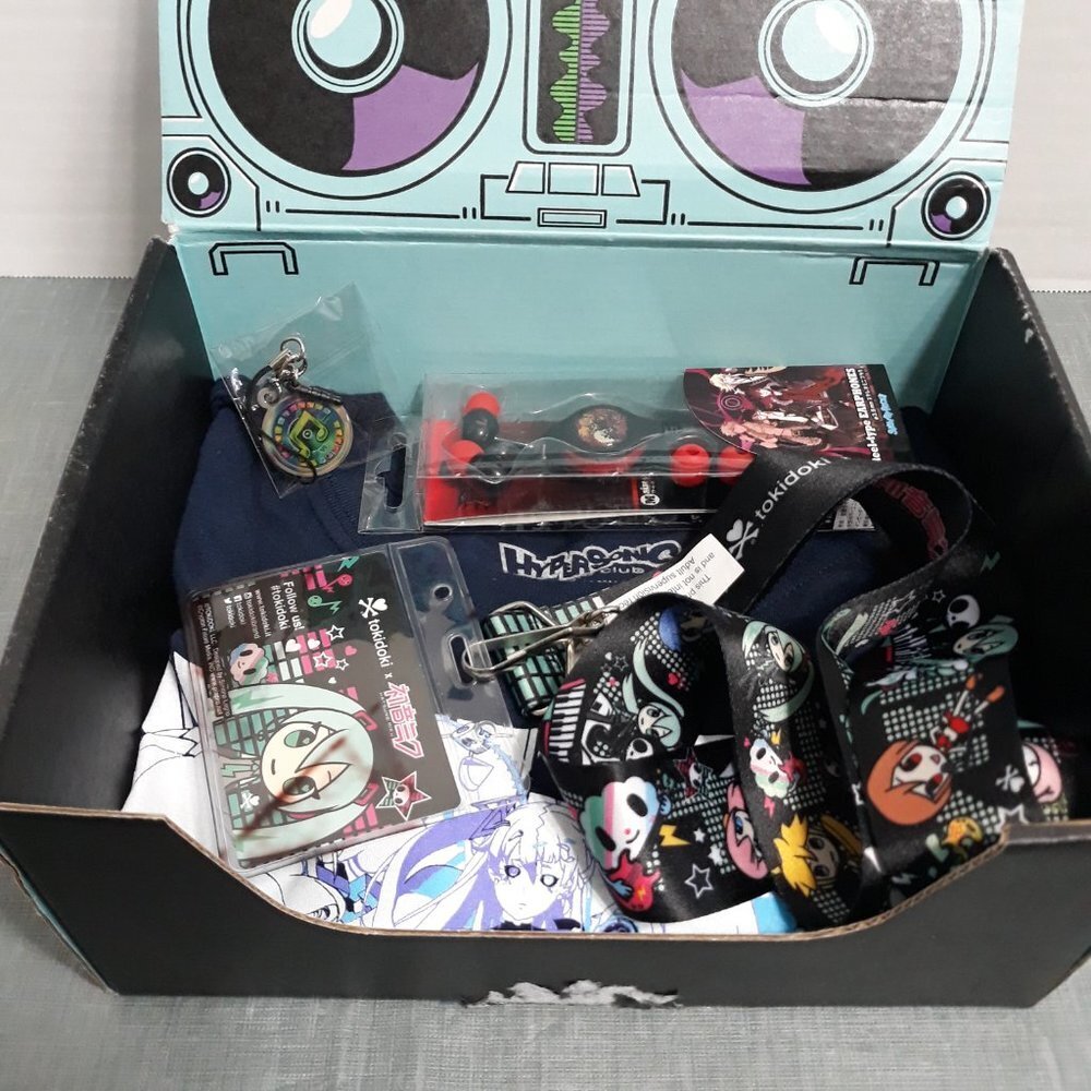 Loot Crate HyperSonic Music Club - Picture 11 of 12